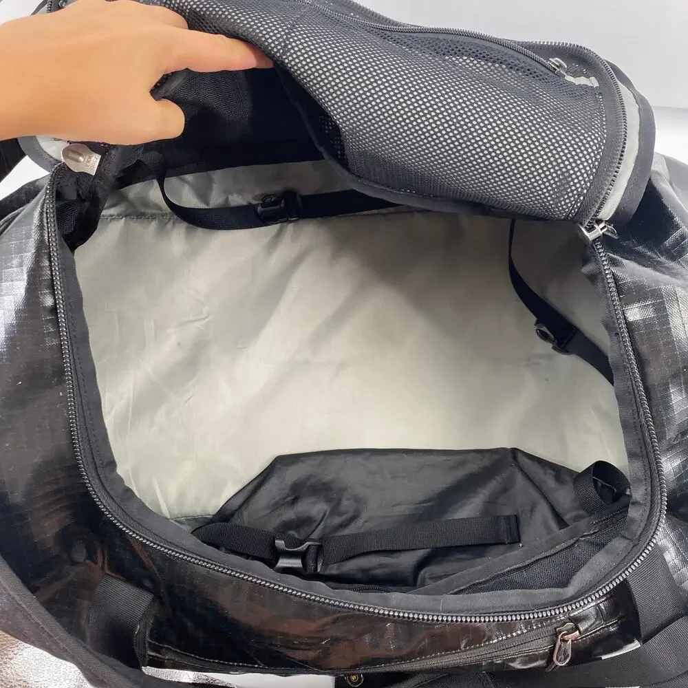 Patagonia Black Hole duffel bag backpack suitcase gym travel 60L liters